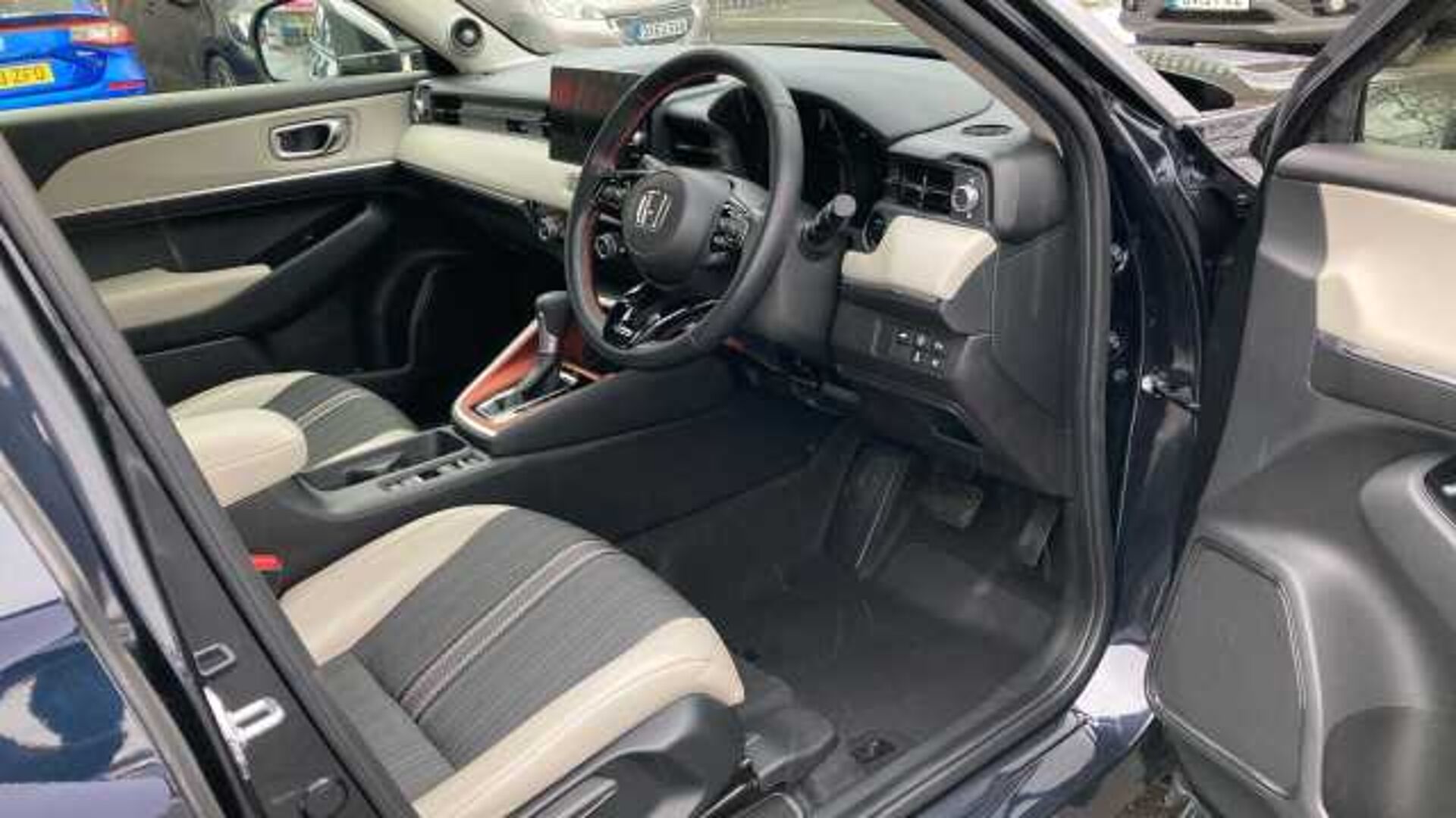 Honda HR-V Hybrid 1.5 eHEV Advance Style 5dr CVT Hybrid Hatchback 