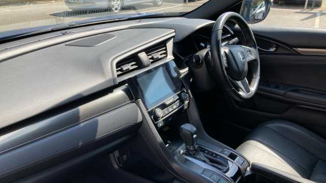 Honda Civic 1.5 VTEC Turbo Prestige 5dr CVT Petrol Hatchback 