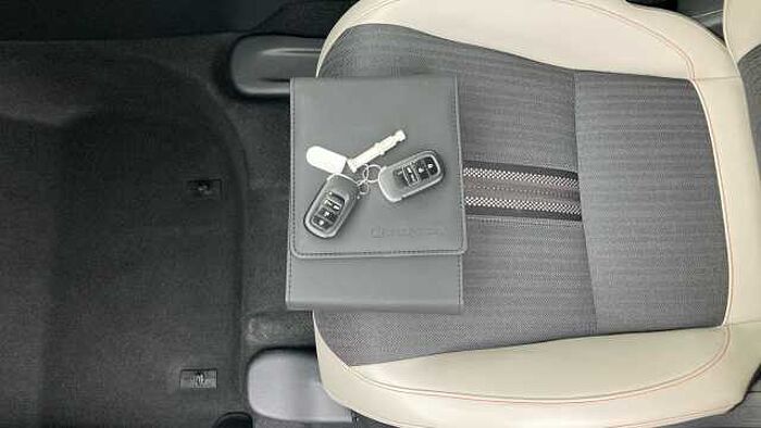 Honda HR-V Hybrid 1.5 eHEV Advance Style 5dr CVT Hybrid Hatchback 