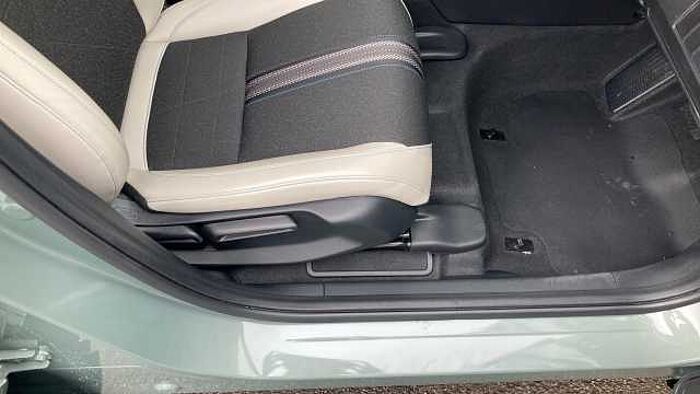 Honda HR-V 1.5 eHEV Advance Style 5dr CVT Hybrid Hatchback 