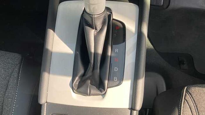 Honda Jazz Hybrid 1.5 i-MMD Hybrid SR 5dr eCVT Hybrid Hatchback 