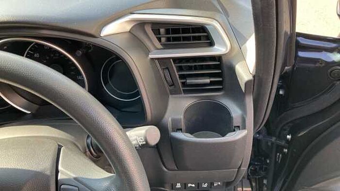 Honda Jazz 1.3 i-VTEC SE Navi 5dr Petrol Hatchback 