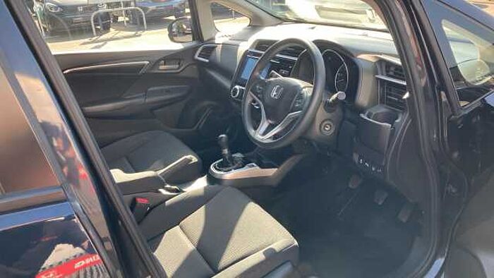 Honda Jazz 1.3 i-VTEC SE Navi 5dr Petrol Hatchback 