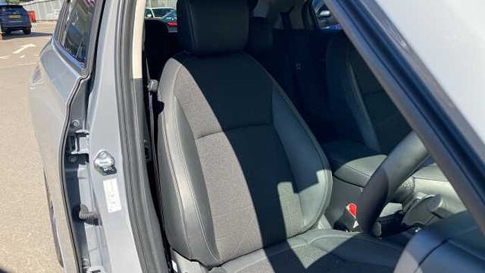 Honda HR-V e:HEV 1.5 eHEV Advance 5dr CVT Hybrid Hatchback 