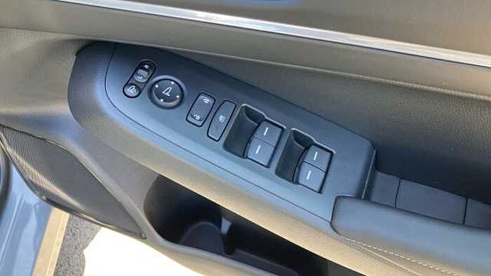 Honda HR-V e:HEV 1.5 eHEV Advance 5dr CVT Hybrid Hatchback 