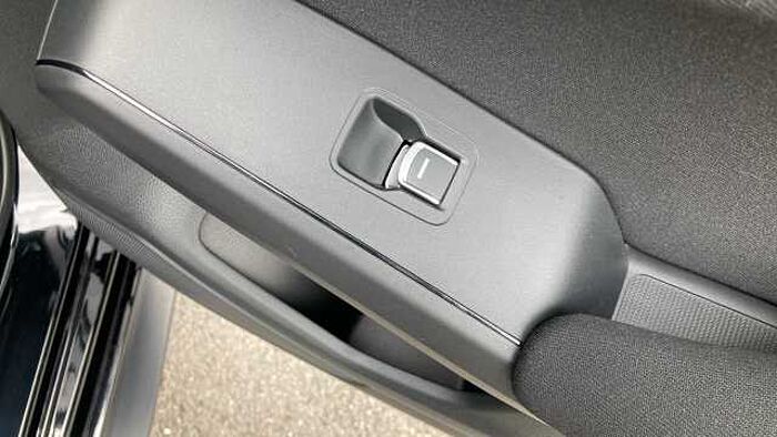 Honda Civic 2.0 eHEV Elegance 5dr CVT Hybrid Hatchback 