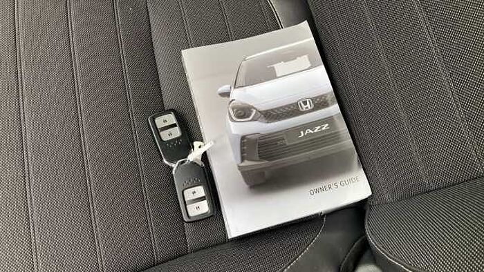 Honda Jazz 1.5 i-MMD Hybrid Crosstar Advance 5dr eCVT Hybrid Hatchback 