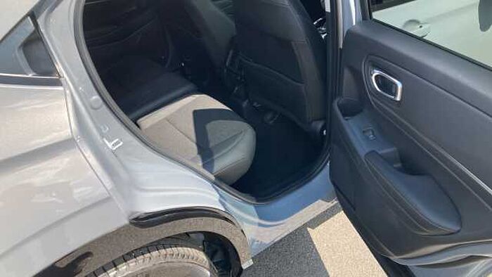 Honda HR-V e:HEV 1.5 eHEV Advance 5dr CVT Hybrid Hatchback 