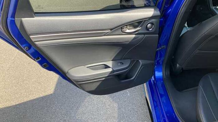 Honda Civic 1.5 VTEC Turbo Prestige 5dr CVT Petrol Hatchback 
