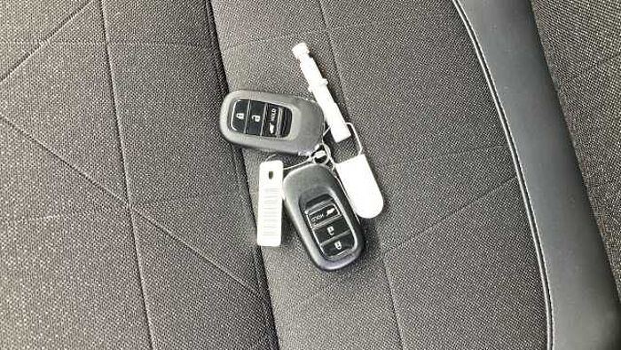 Honda Civic e:HEV 1.5 eHEV Advance 5dr CVT Hybrid Hatchback 