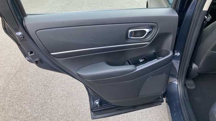 Honda Civic e:HEV 1.5 eHEV Advance 5dr CVT Hybrid Hatchback 