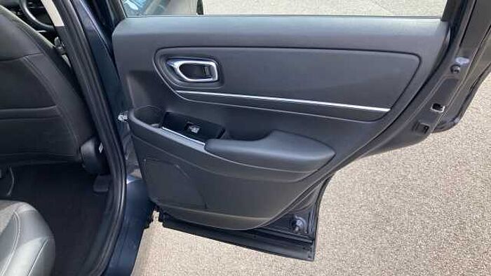 Honda Civic e:HEV 1.5 eHEV Advance 5dr CVT Hybrid Hatchback 