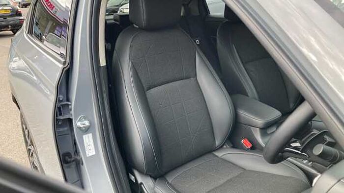 Honda HR-V 1.5 eHEV Advance 5dr CVT Hybrid Hatchback 