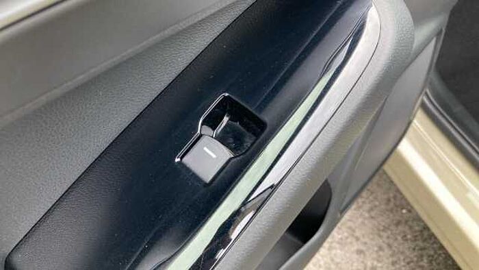 Honda HR-V e:HEV 1.5 eHEV Advance 5dr CVT Hybrid Hatchback 