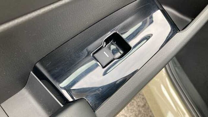 Honda HR-V e:HEV 1.5 eHEV Advance 5dr CVT Hybrid Hatchback 