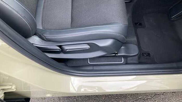 Honda HR-V e:HEV 1.5 eHEV Advance 5dr CVT Hybrid Hatchback 