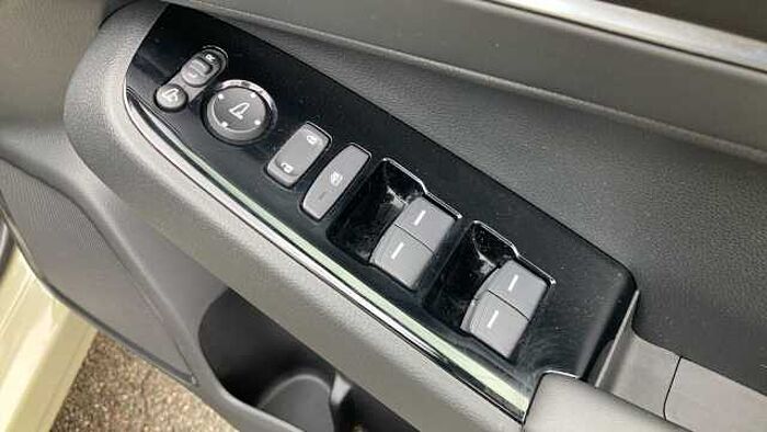 Honda HR-V e:HEV 1.5 eHEV Advance 5dr CVT Hybrid Hatchback 
