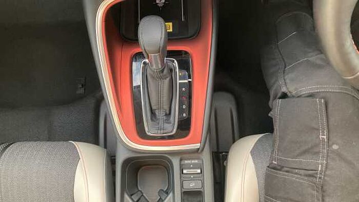 Honda HR-V e:HEV 1.5 eHEV Advance Style 5dr CVT Hybrid Hatchback 