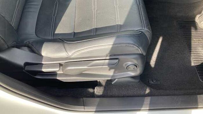 Honda CR-V Hybrid 2.0 i-MMD Hybrid SR 2WD 5dr eCVT Hybrid Estate 